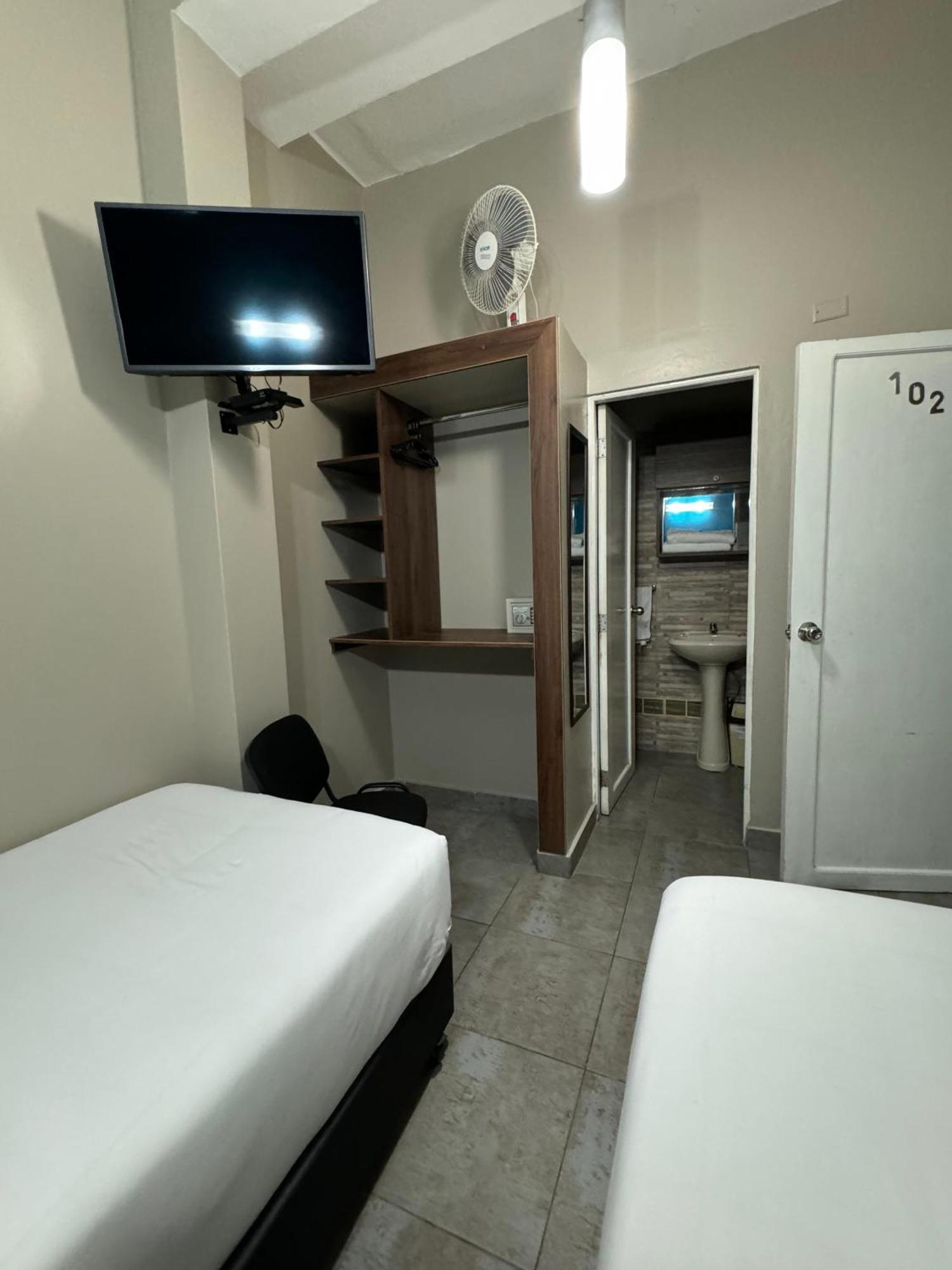 לימה Hotel Residencial Alfa מראה חיצוני תמונה
